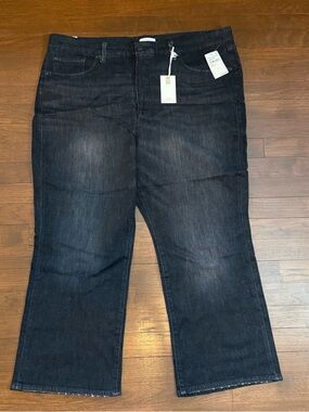 Good American Good Legs Cropped Mini Boot in Black218 Plus Size 24